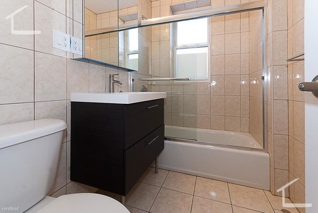Foto del edificio - 4 br, 2 bath  - 73 Thatcher St # 101TD