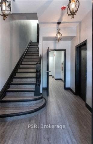 Building Photo - 205 Gerrard St E