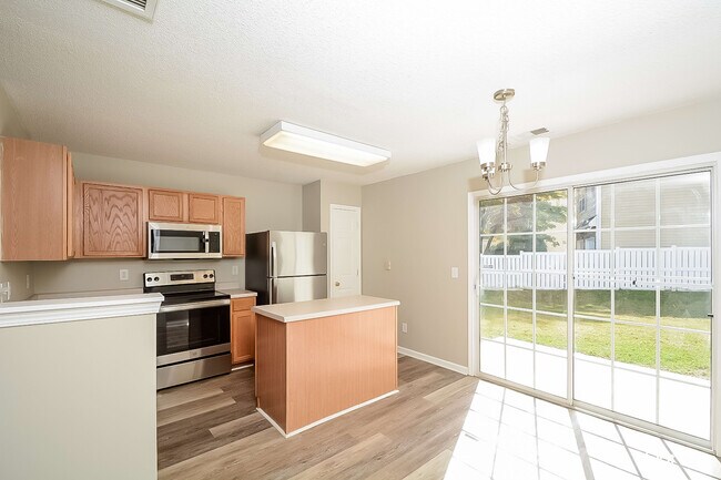 Foto del edificio - 5320 Tomahawk Trail, Raleigh, NC 27610