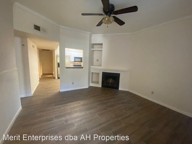 Building Photo - 1 br, 1 bath House - 1126 W ELLIOT RD #1056