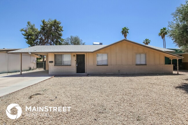 Foto del edificio - 8435 W Heatherbrae Dr