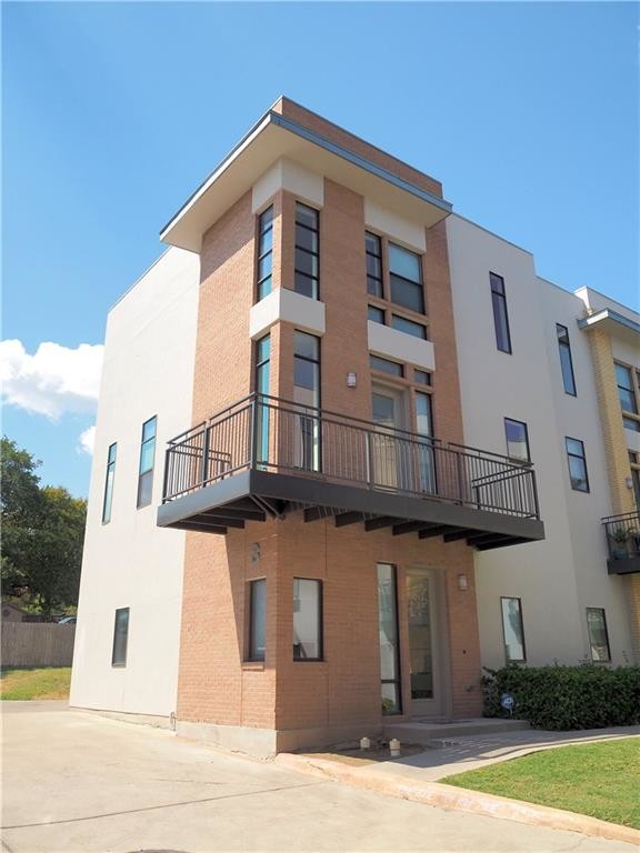 Building Photo - 6000 S Congress Ave