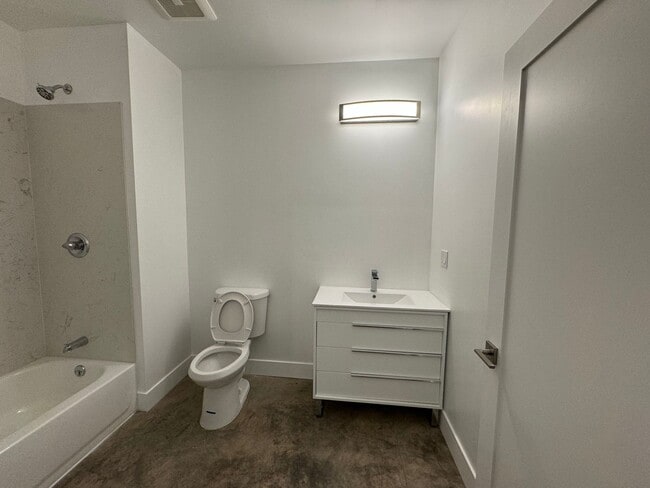 Interior Photo - Cerrito Vista