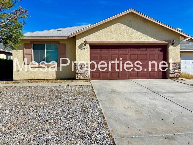 Foto del edificio - 12068 White Oak Ct