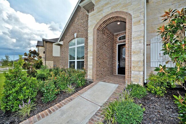 Building Photo - 4314 Shaded Arbor Way