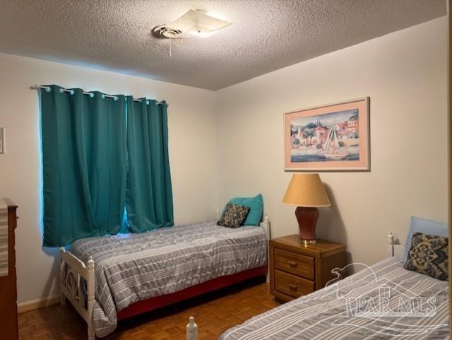 Foto del edificio - 4090 Arbutus Dr