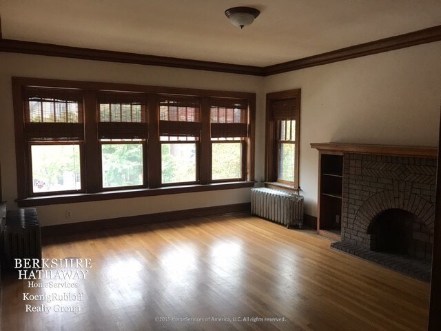 Building Photo - 2239 N Kimball Ave