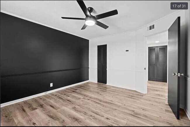 Foto del edificio - 2807 Pembroke Ln