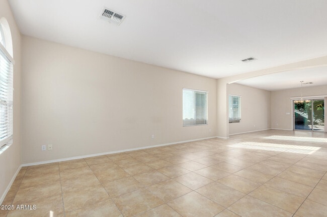 Building Photo - 4480 S Marble St