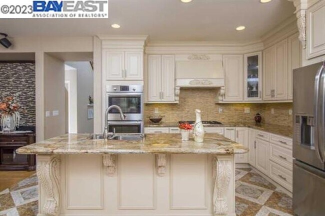 Foto del edificio - 2581 Tennis Ln