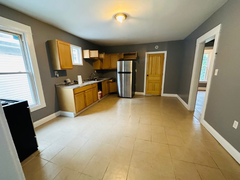 133 Wall St Unit 133 Wall St Utica NY 1350, Utica, NY 13501 Room for