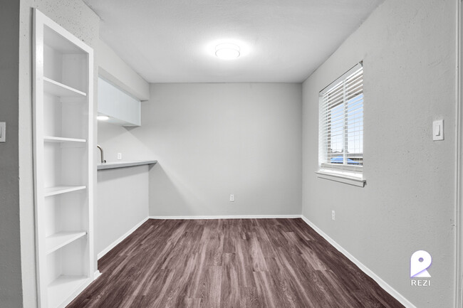 Building Photo - 2606 Wheless Ln