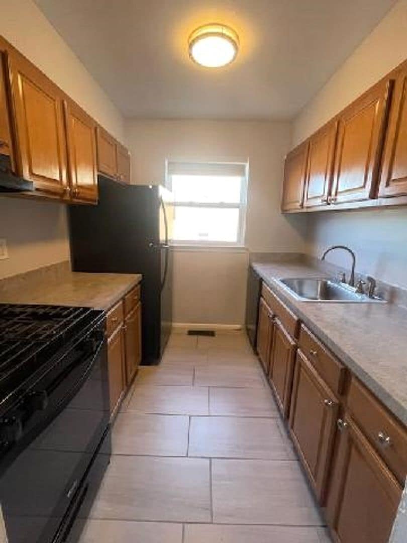 Lafayette Hills Apartments primary photo