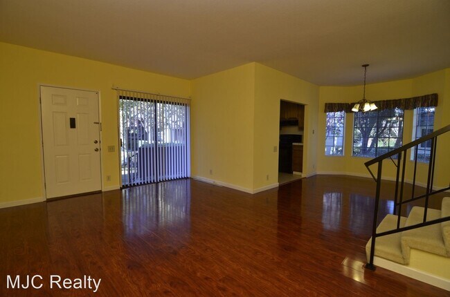 Building Photo - 3 br, 2 bath House - 437 Costa Mesa Terrac...