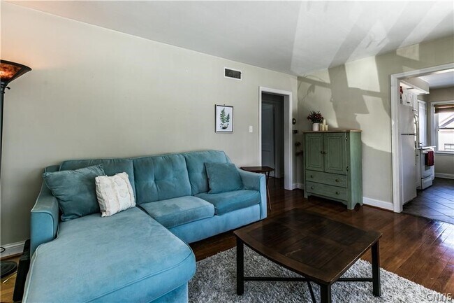 Foto del edificio - 105 Salem Rd