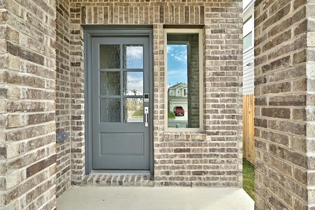 Building Photo - 170 Papaya Dr