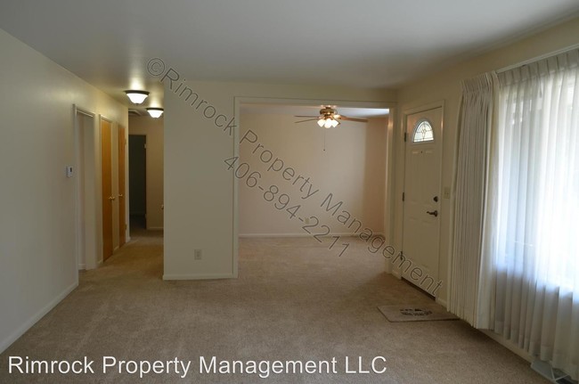 Building Photo - 3 br, 2 bath House - 2235 Fox Dr