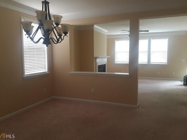 Foto del edificio - 19 Brookview Dr