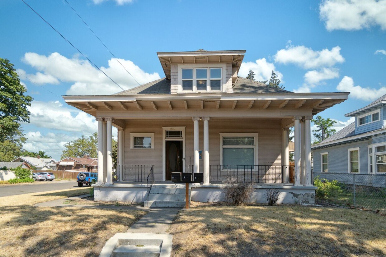 Foto principal - 1432 W Knox Ave