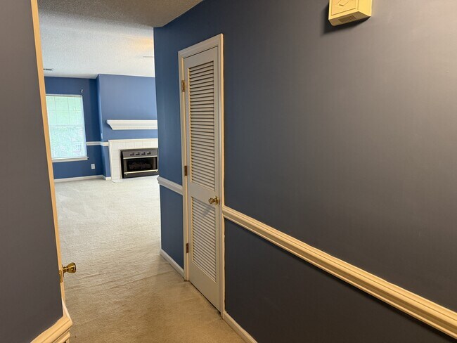 Foto del edificio - 2804 Mulberry Ln