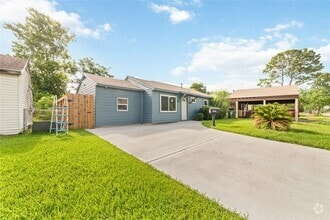 Building Photo - 9333 Fairland Dr