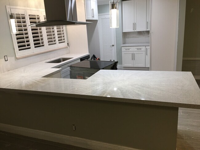 Foto del edificio - 1383 SW 5th St