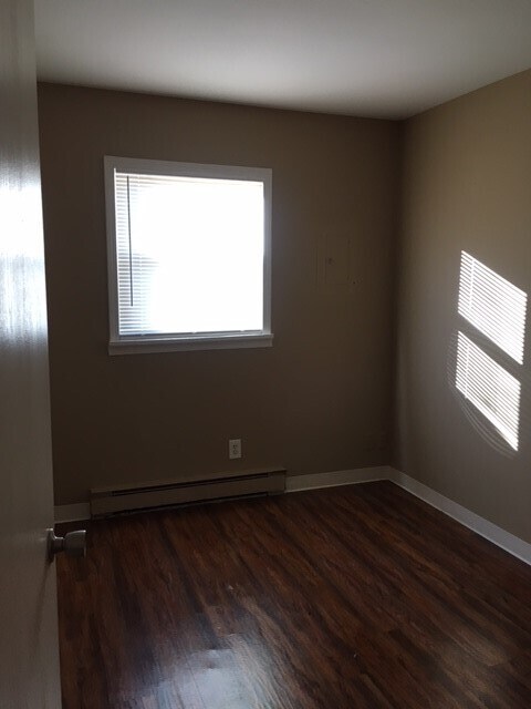 Bedroom #1 - 1445 E Market St