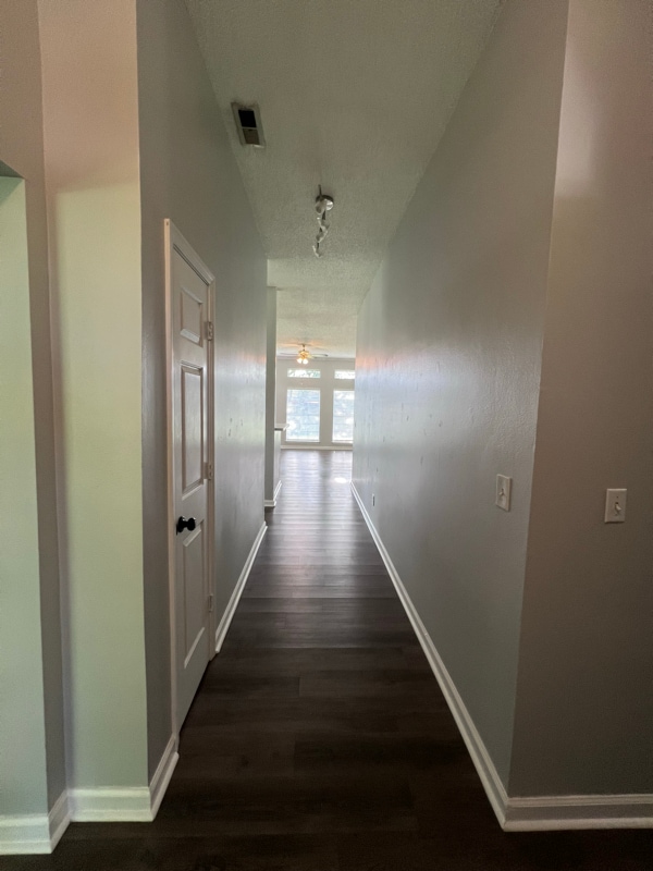 Building Photo - 2262 Joann Dr