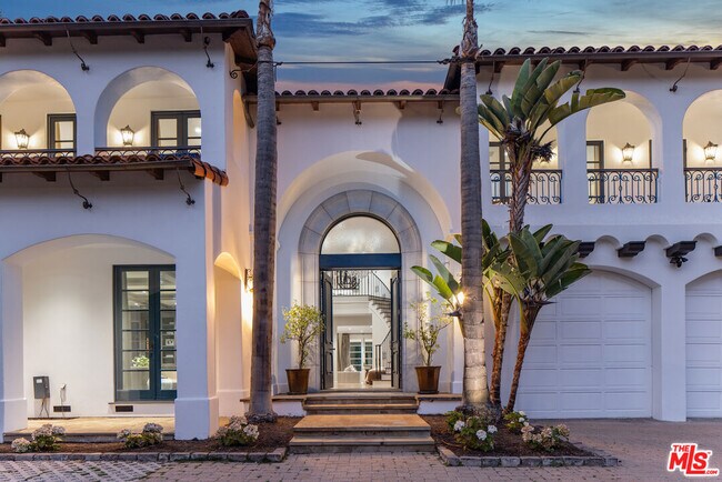 Foto del edificio - 706 N Crescent Dr