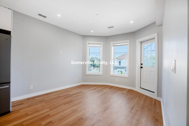 Foto del edificio - 27 Linden St