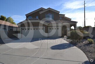 Building Photo - 2017 E Carob Dr