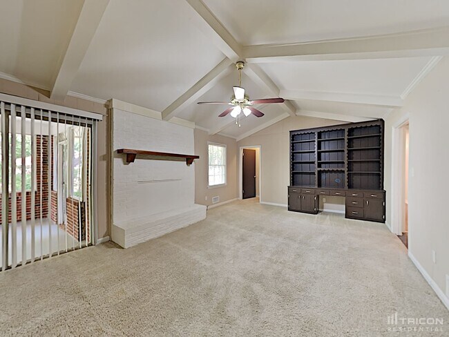 Building Photo - 3127 Robindale Road Decatur GA