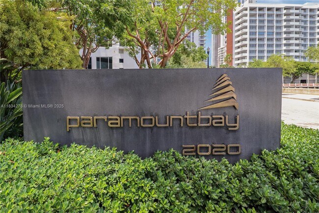 Foto del edificio - 2020 N Bayshore Dr