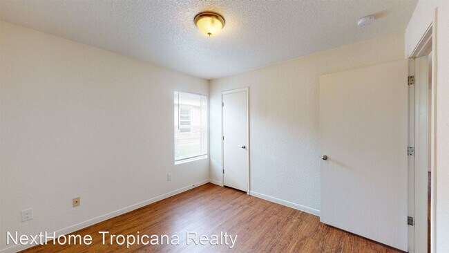 Building Photo - 3 br, 2 bath House - 3805 John Chisholm LP #B