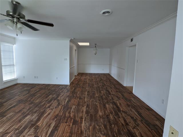 Building Photo - 305 E Harvard Dr