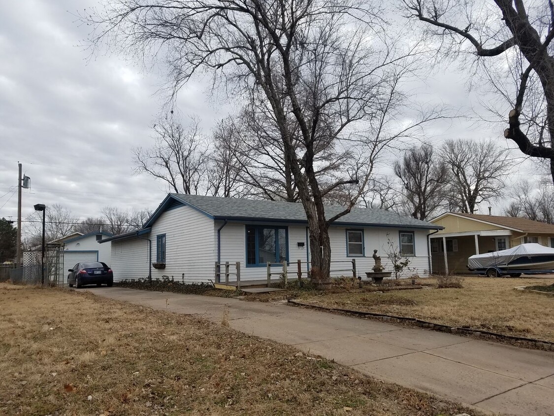 Foto principal - 3542 S Bonn St
