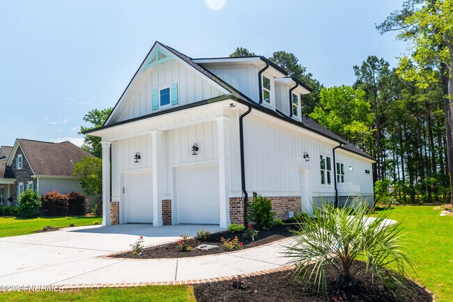 Building Photo - 527 S Middleton Dr NW