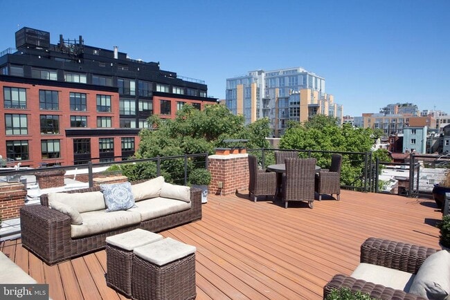 Foto del edificio - 1339 T St NW