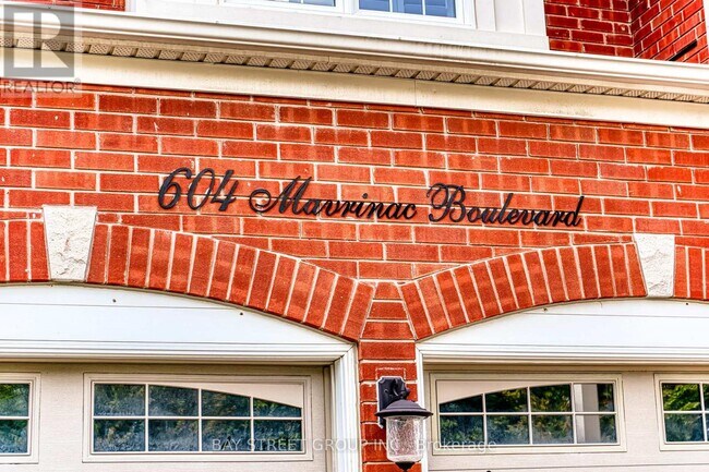 Photo du bâtiment - 604 Mavrinac Blvd