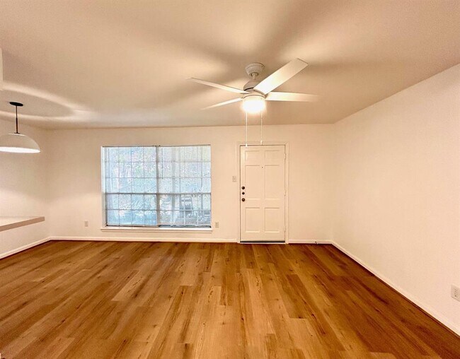 Foto del edificio - 3814 Mulberry St