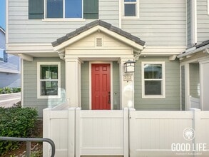 Building Photo - 513 Turnstone Ln