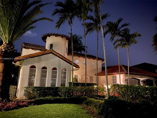 Foto del edificio - 16208 NW 83rd Pl