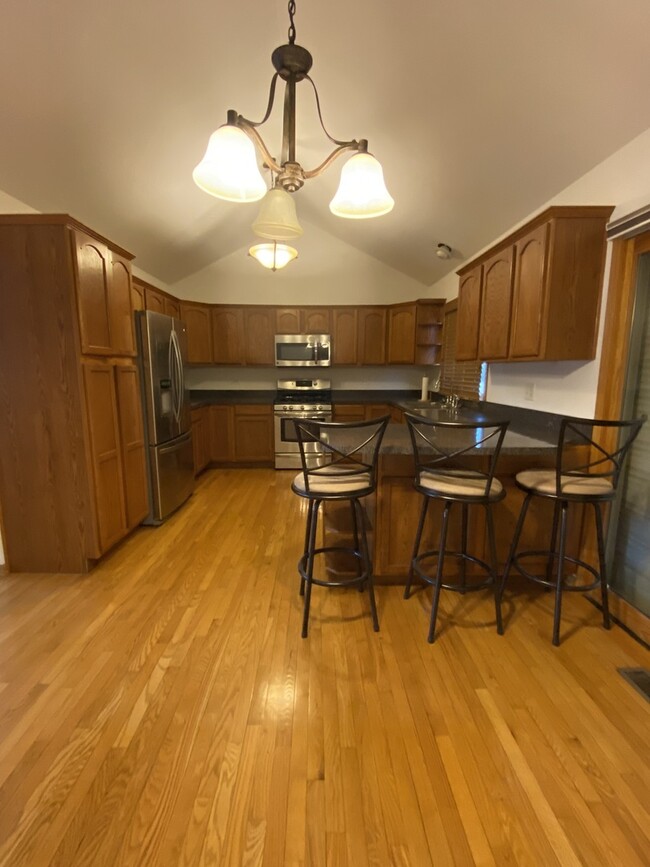 Building Photo - 14012 S Wayman Ln