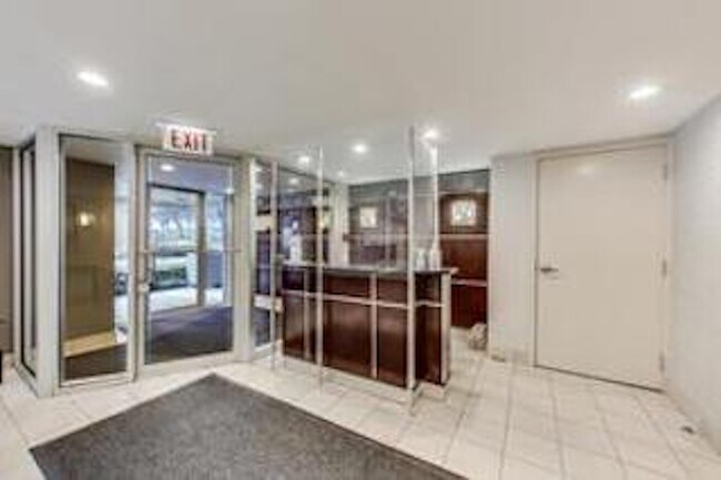 Lobby - 71 E Division St