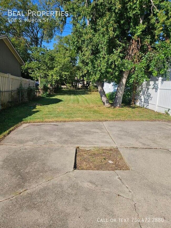 Foto del edificio - 408 S Huron St