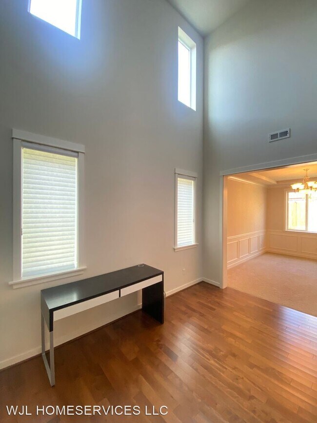 Foto del edificio - 4 br, 3 bath House - 4407 229th Pl SE WA