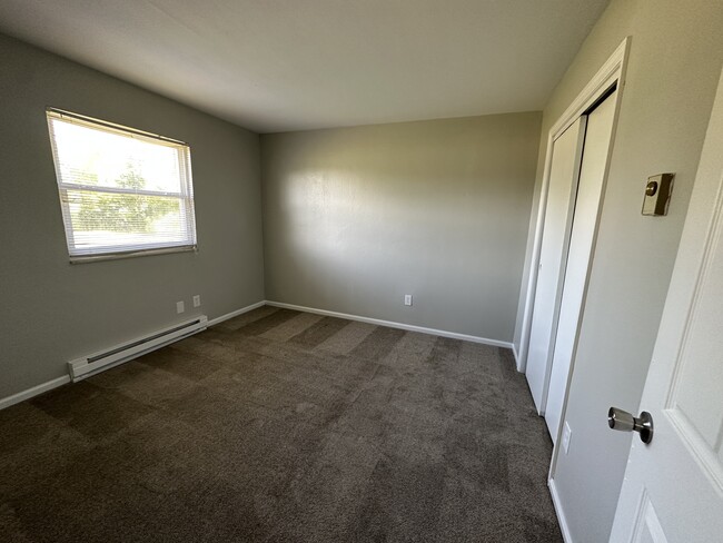 Building Photo - unit 23