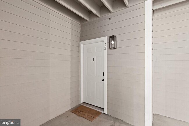 Foto del edificio - 1704 Lake Shore Crest Dr
