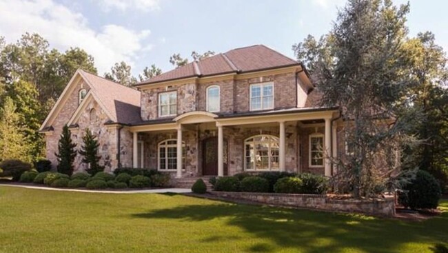 Attached to 5.000 sq ft Executive Home - 5513 Hickory Leaf Dr