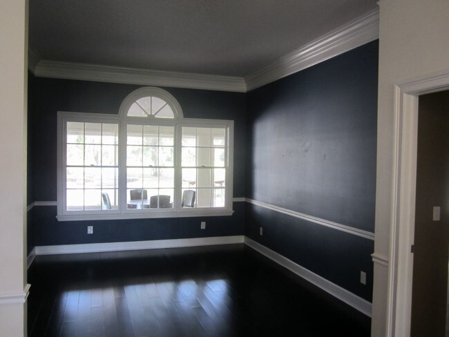 Building Photo - 1922 Salt Myrtle Ln